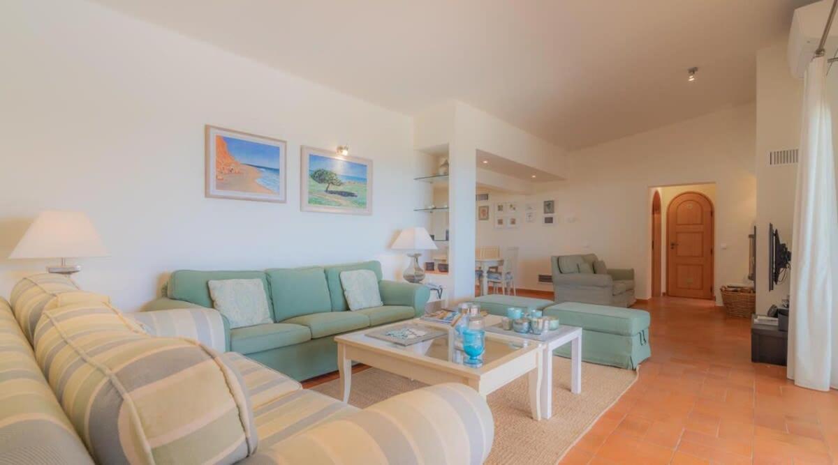 Villa Prado - Beautiful Beachfront Villa Albufeira Eksteriør billede