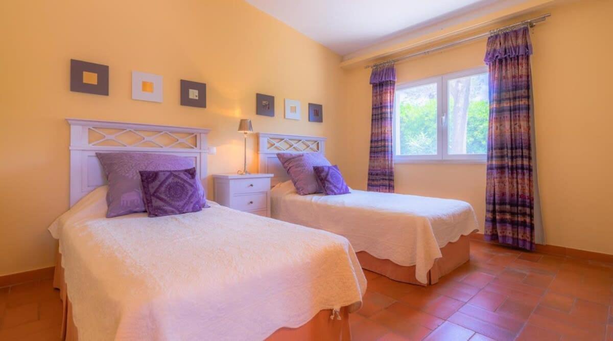 Villa Prado - Beautiful Beachfront Villa Albufeira Eksteriør billede