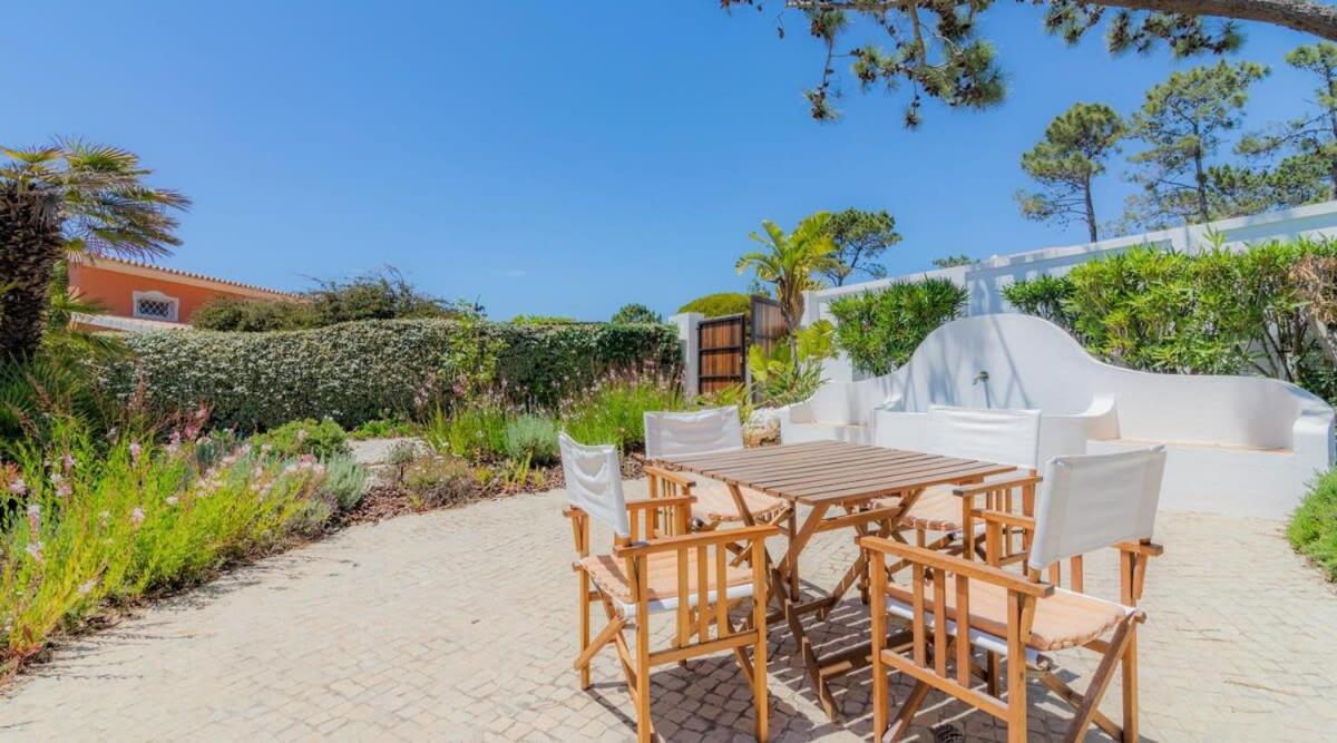 Villa Prado - Beautiful Beachfront Villa Albufeira Eksteriør billede